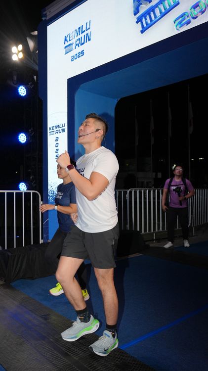 Race photo from KEMLU RUN 2025