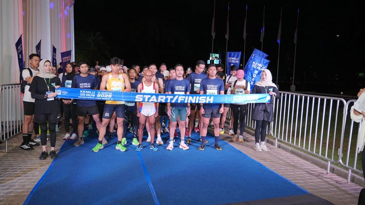 Race photo from KEMLU RUN 2025