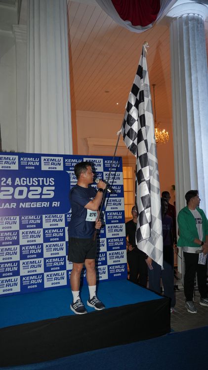 Race photo from KEMLU RUN 2025