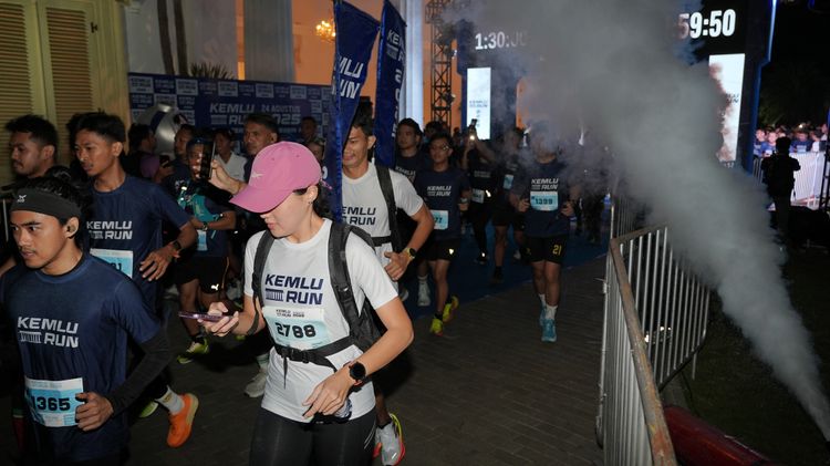 Race photo from KEMLU RUN 2025
