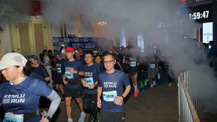 Race photo from KEMLU RUN 2025