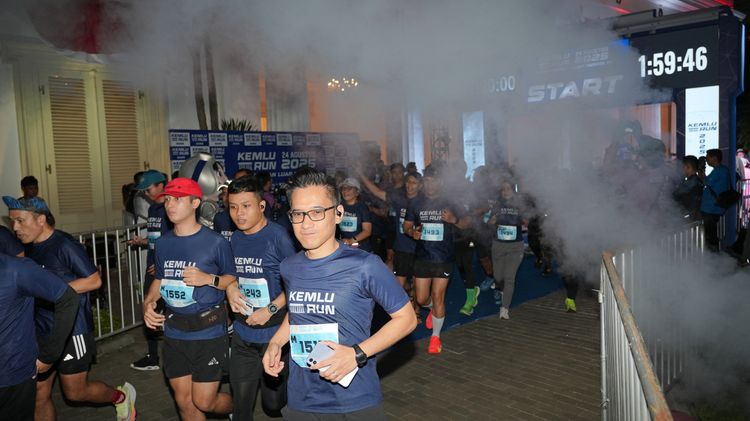 Race photo from KEMLU RUN 2025