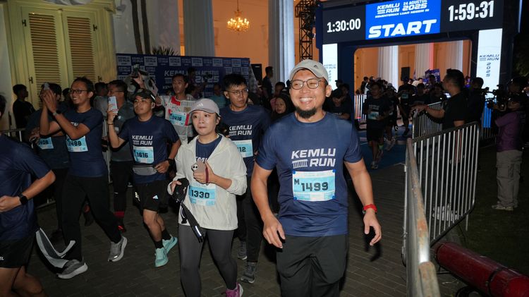 Race photo from KEMLU RUN 2025