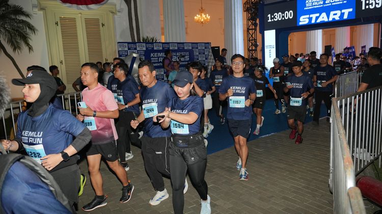 Race photo from KEMLU RUN 2025