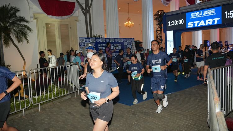 Race photo from KEMLU RUN 2025