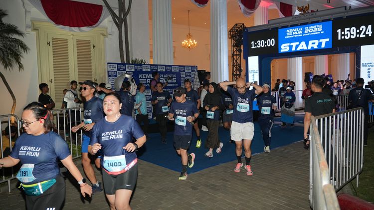 Race photo from KEMLU RUN 2025