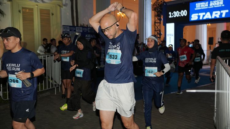 Race photo from KEMLU RUN 2025