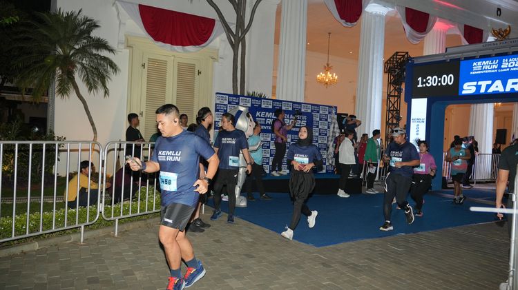 Race photo from KEMLU RUN 2025