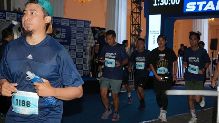 Race photo from KEMLU RUN 2025