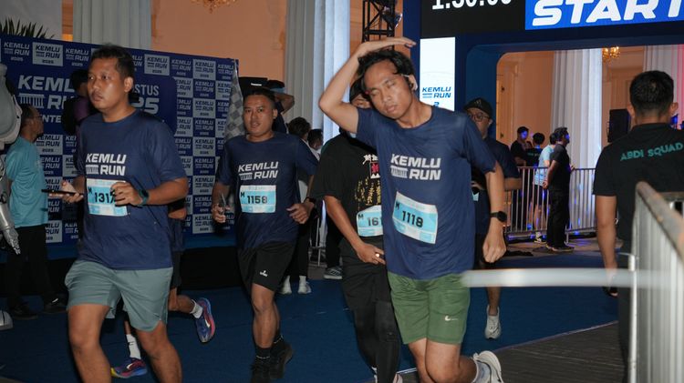 Race photo from KEMLU RUN 2025