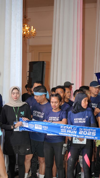 Race photo from KEMLU RUN 2025