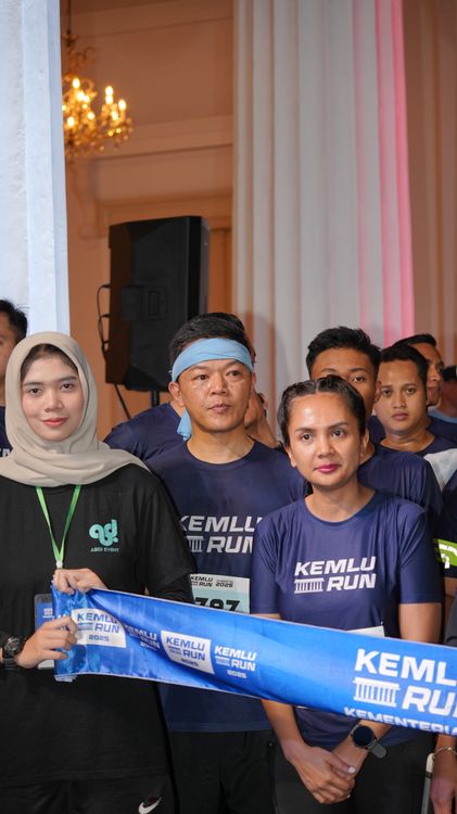 Race photo from KEMLU RUN 2025