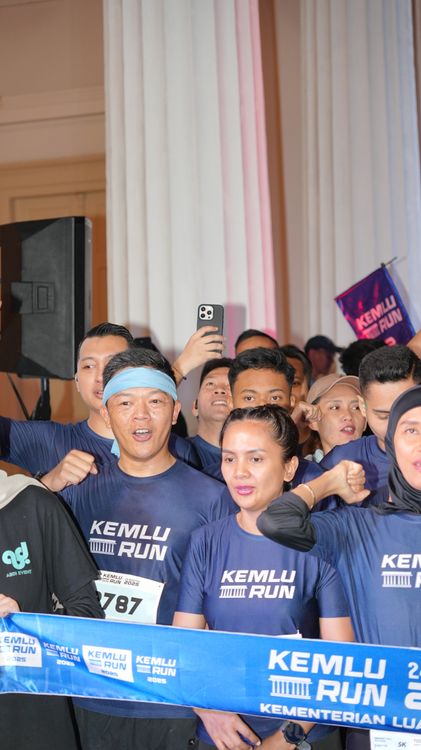 Race photo from KEMLU RUN 2025