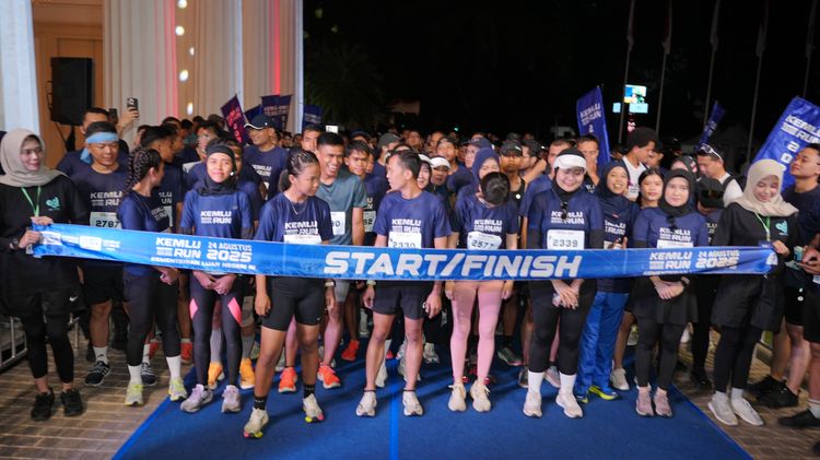 Race photo from KEMLU RUN 2025