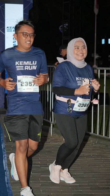 Race photo from KEMLU RUN 2025
