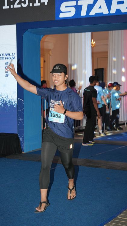 Race photo from KEMLU RUN 2025