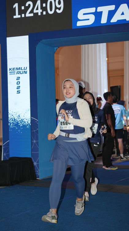 Race photo from KEMLU RUN 2025