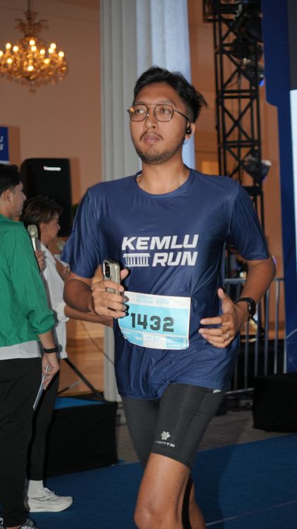 Race photo from KEMLU RUN 2025