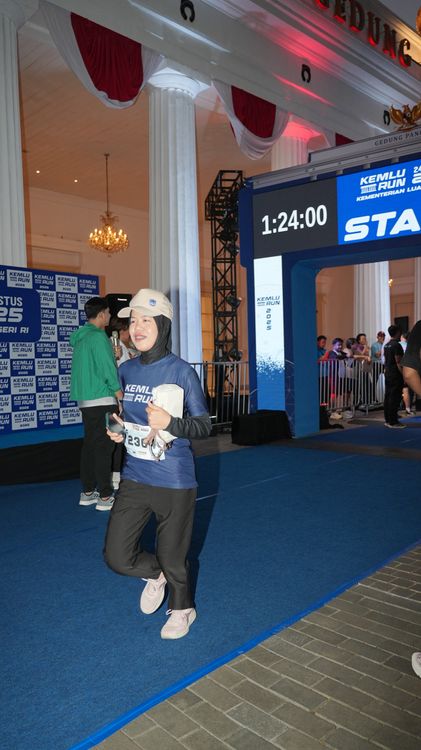 Race photo from KEMLU RUN 2025