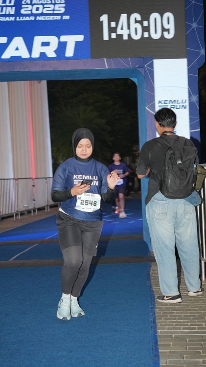 Race photo from KEMLU RUN 2025
