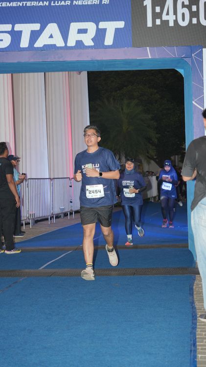 Race photo from KEMLU RUN 2025