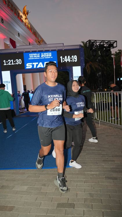 Race photo from KEMLU RUN 2025