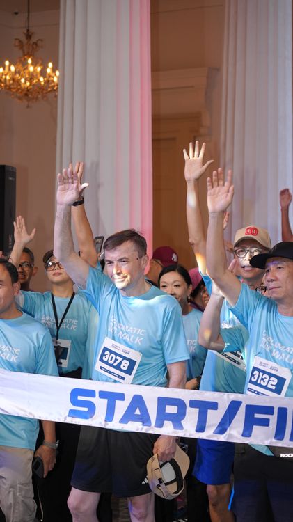 Race photo from KEMLU RUN 2025