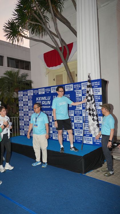 Race photo from KEMLU RUN 2025