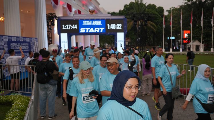 Race photo from KEMLU RUN 2025