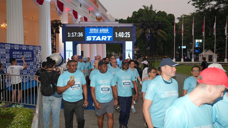 Race photo from KEMLU RUN 2025