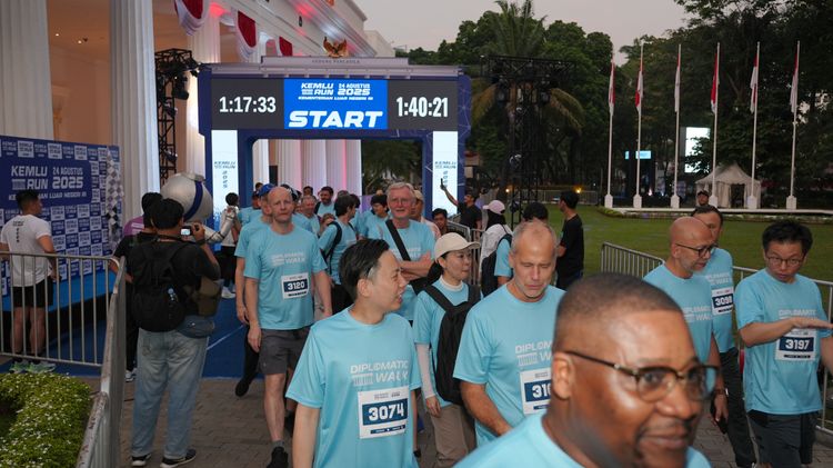 Race photo from KEMLU RUN 2025