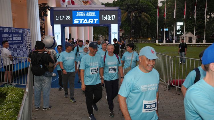 Race photo from KEMLU RUN 2025