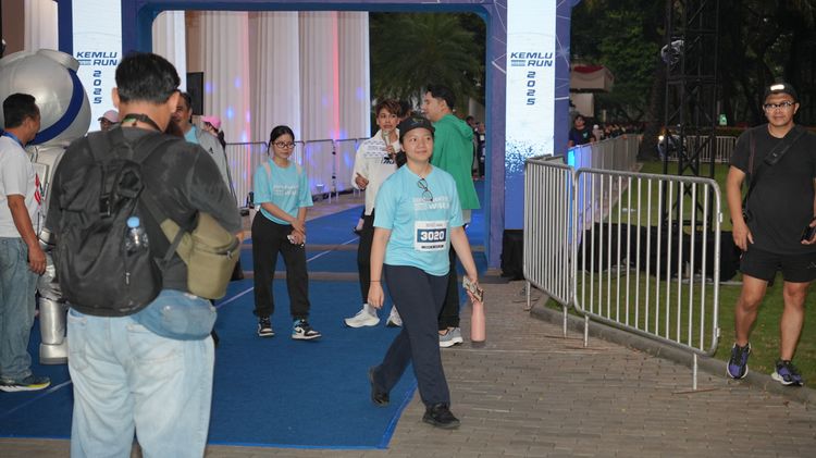 Race photo from KEMLU RUN 2025