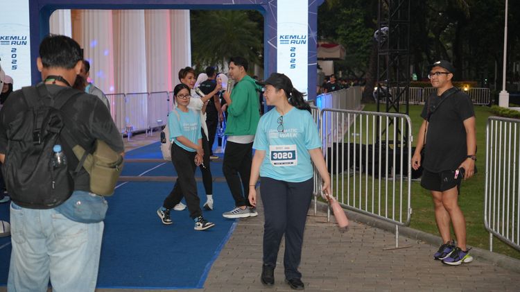 Race photo from KEMLU RUN 2025