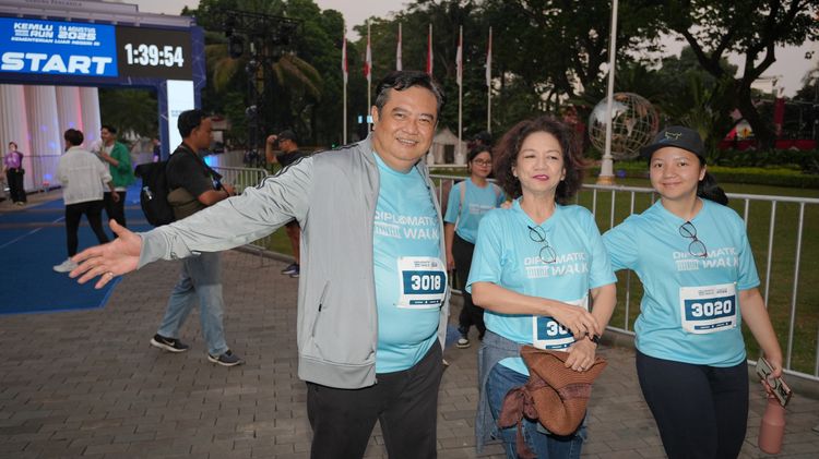 Race photo from KEMLU RUN 2025