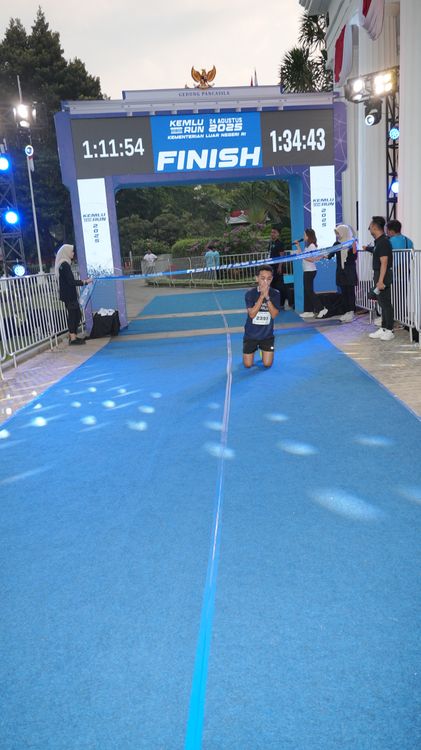 Race photo from KEMLU RUN 2025