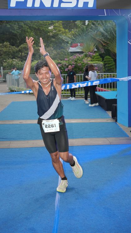Race photo from KEMLU RUN 2025