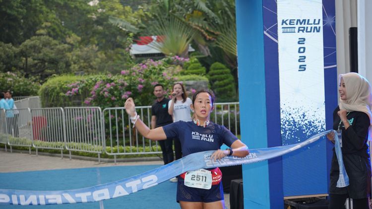 Race photo from KEMLU RUN 2025