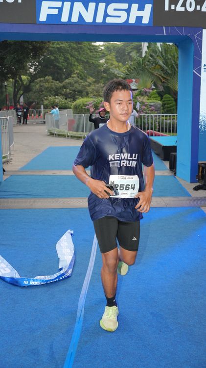 Race photo from KEMLU RUN 2025
