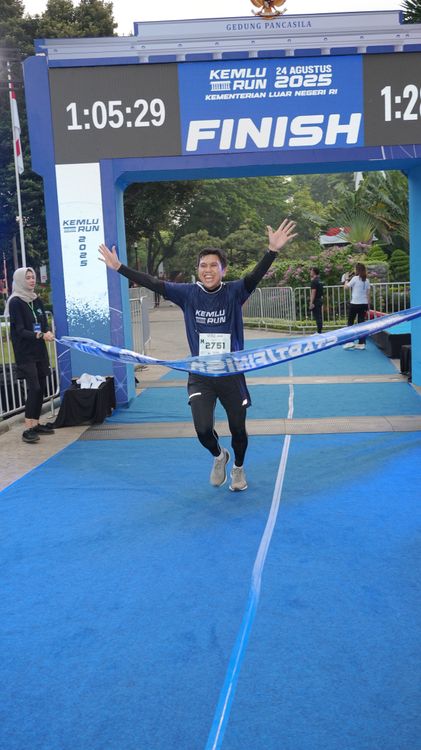 Race photo from KEMLU RUN 2025