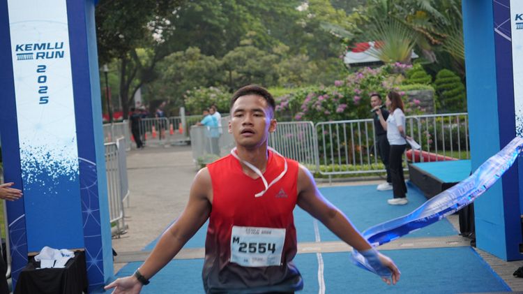 Race photo from KEMLU RUN 2025