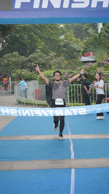 Race photo from KEMLU RUN 2025