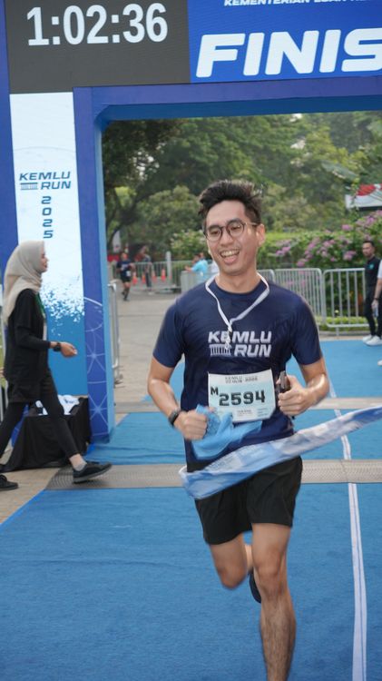 Race photo from KEMLU RUN 2025