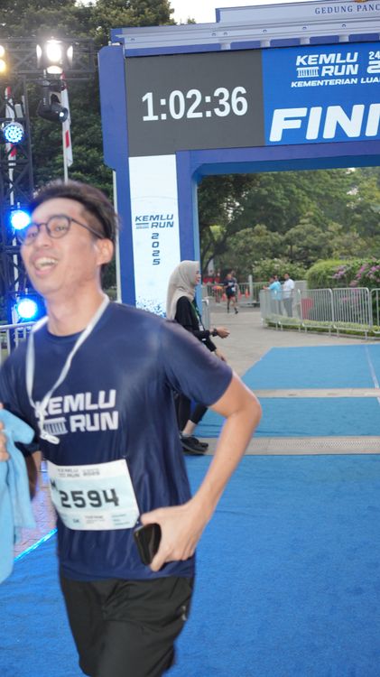 Race photo from KEMLU RUN 2025