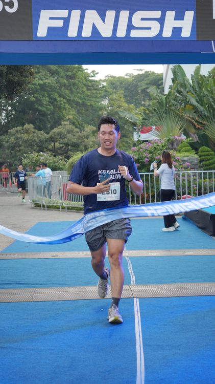 Race photo from KEMLU RUN 2025