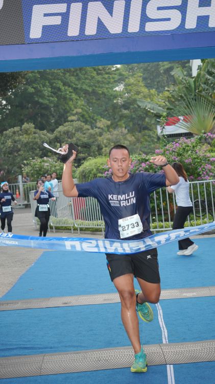 Race photo from KEMLU RUN 2025