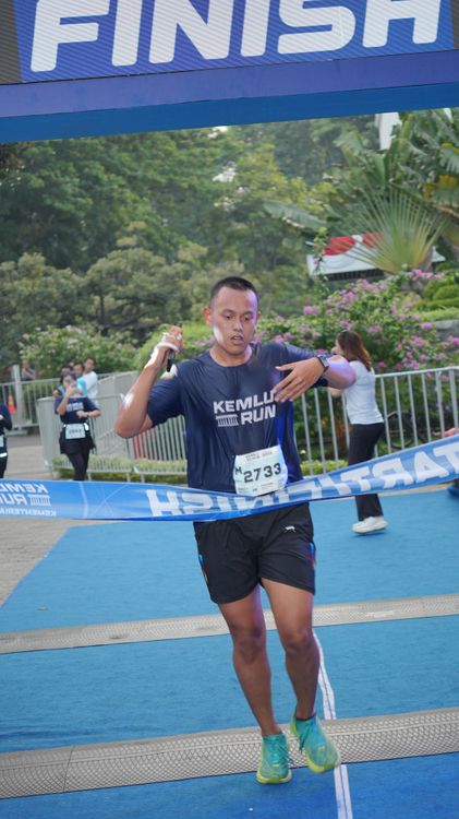 Race photo from KEMLU RUN 2025