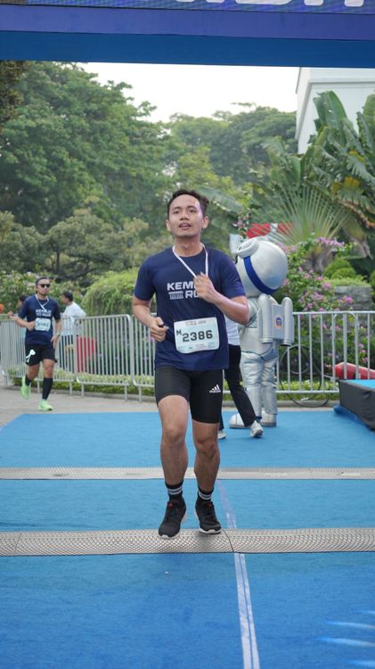 Race photo from KEMLU RUN 2025
