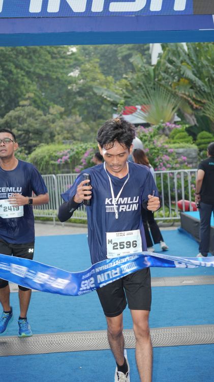 Race photo from KEMLU RUN 2025