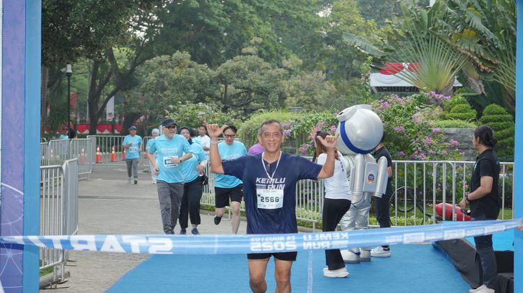 Race photo from KEMLU RUN 2025